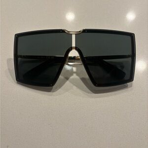 Max Mara Shield Sunglasses Oversized Gold Green